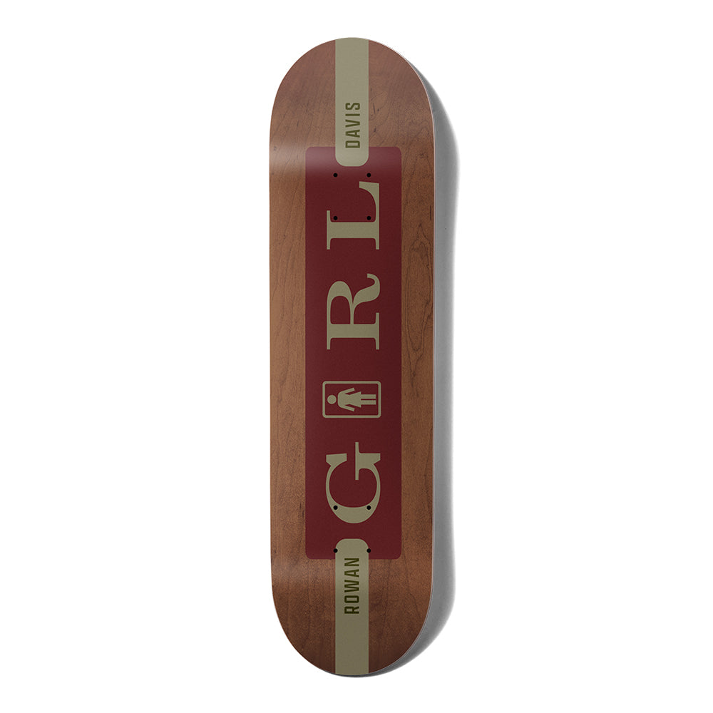 Crailstore Canada. Girl Davis Serif Deck 8.0" - Bottom view featuring Davis serif-style name graphic with Girl logo. Popsicle shape and clean layout.