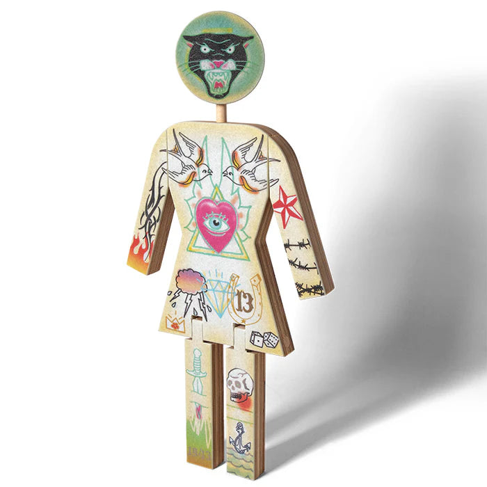 NATAS KAUPAS MODERNICA OG DOLL